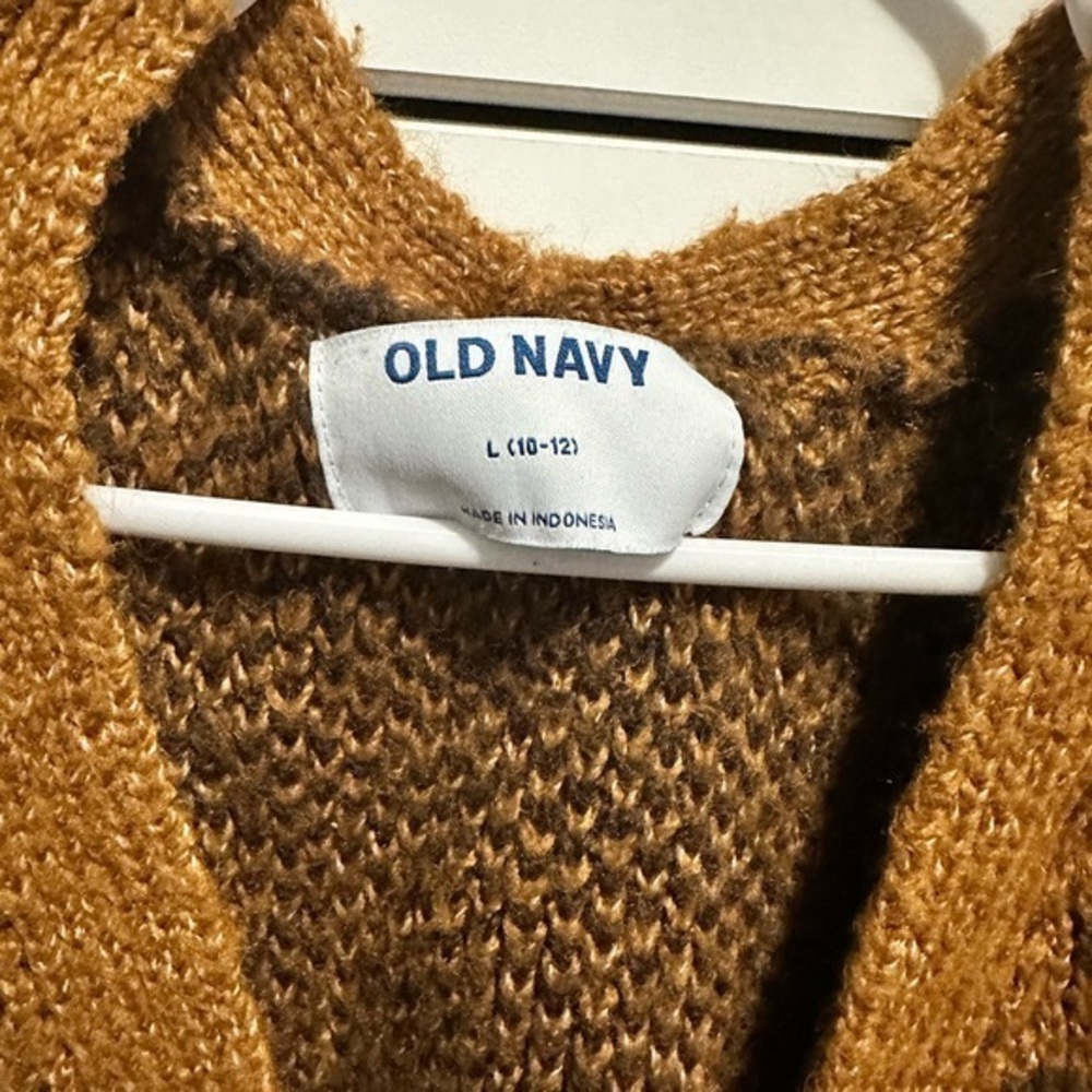 Girl’s Old Navy Leopard Print Cardigan‎ Size 10/12 - Picture 2 of 2